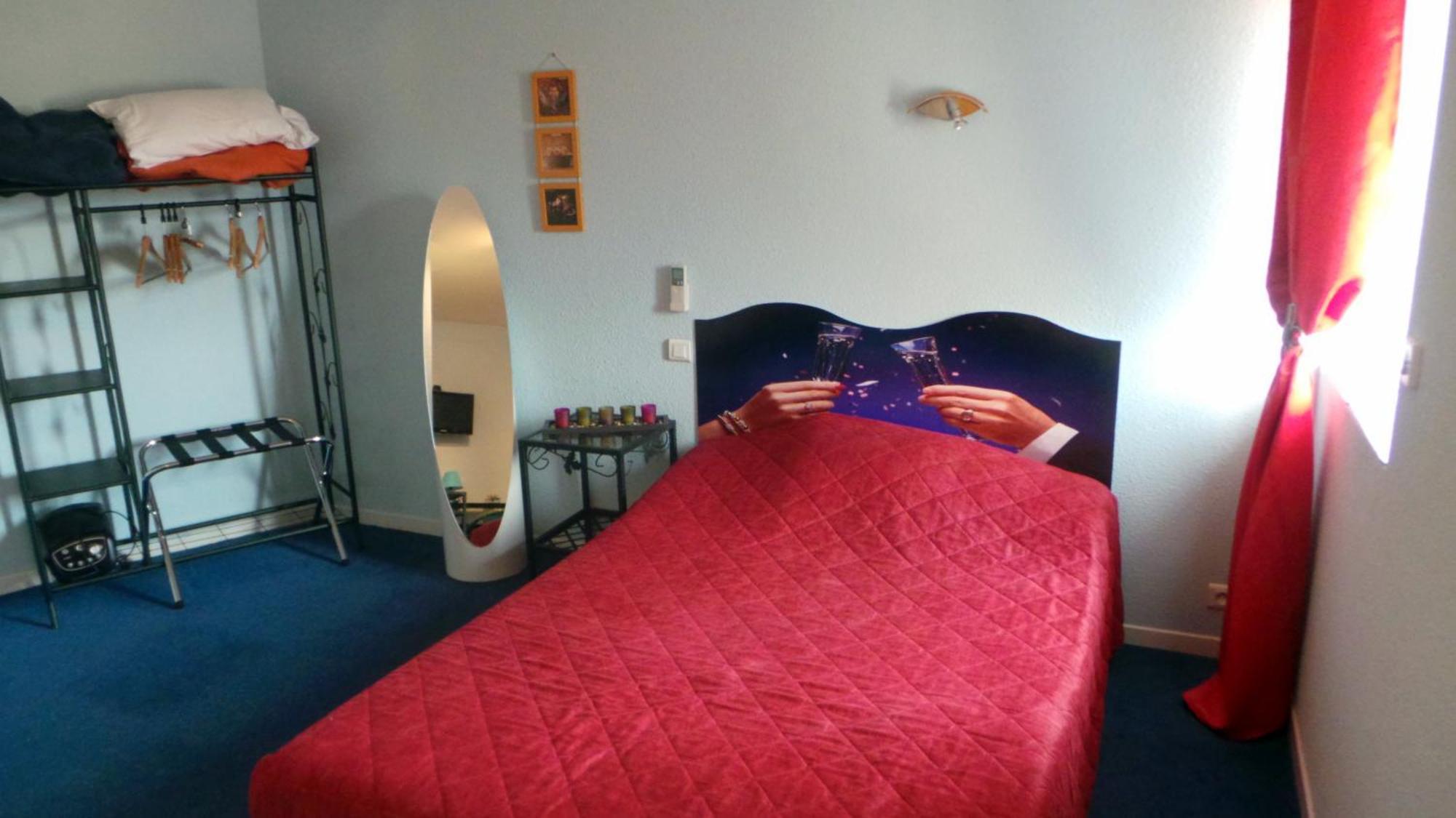 Hotel Le Gambetta Carmaux Номер фото