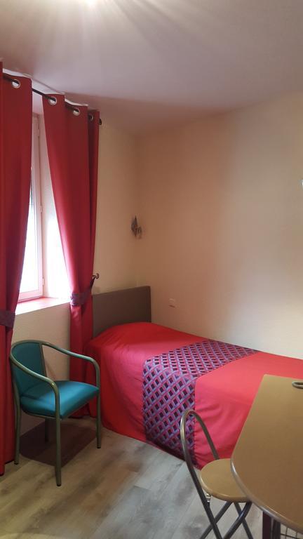 Hotel Le Gambetta Carmaux Экстерьер фото