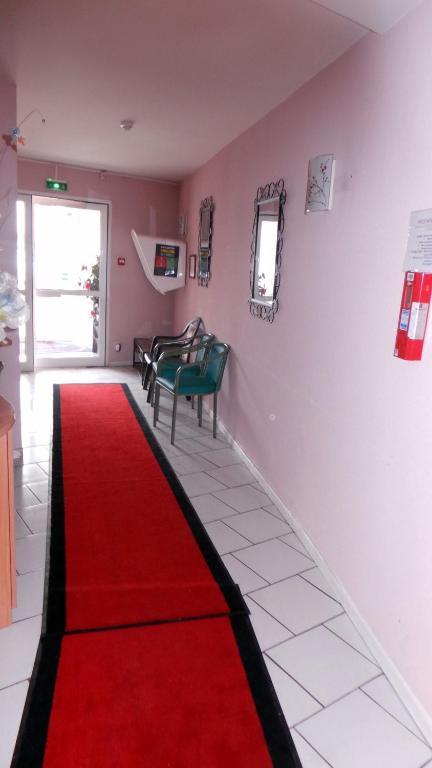 Hotel Le Gambetta Carmaux Экстерьер фото